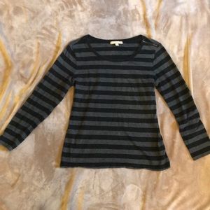 Black and gray striped long sleeve tee